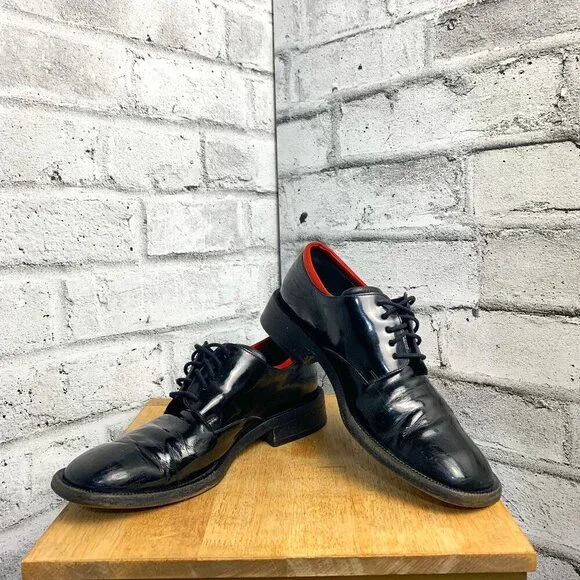 Gucci | Shoes | Gucci Vintage 9s Black Patent Leather Square  display picture 3